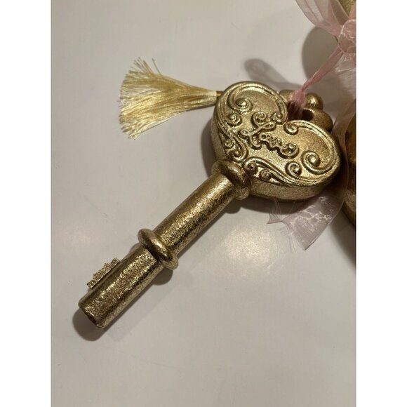 Gold Heart and Key Locket Decor w/ Cute Pink Bow Girls Women Room New Key Broken - Picture 8 of 13